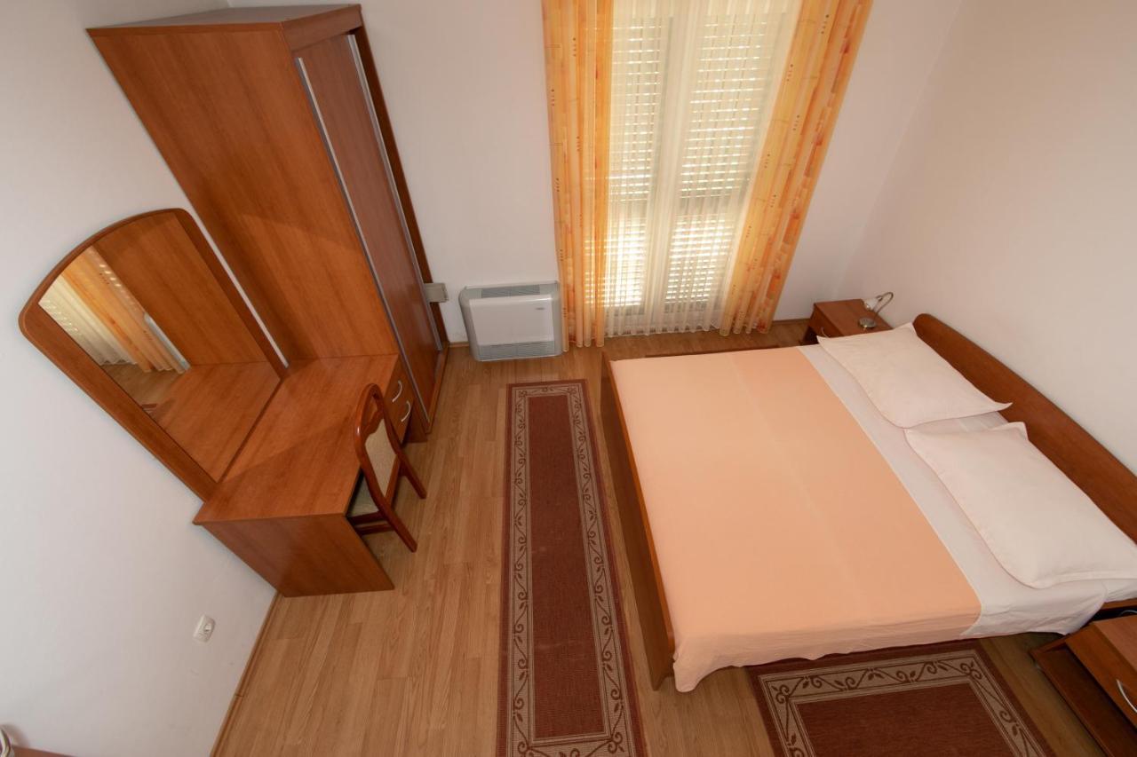 Apartmani Biser Тучепи Экстерьер фото