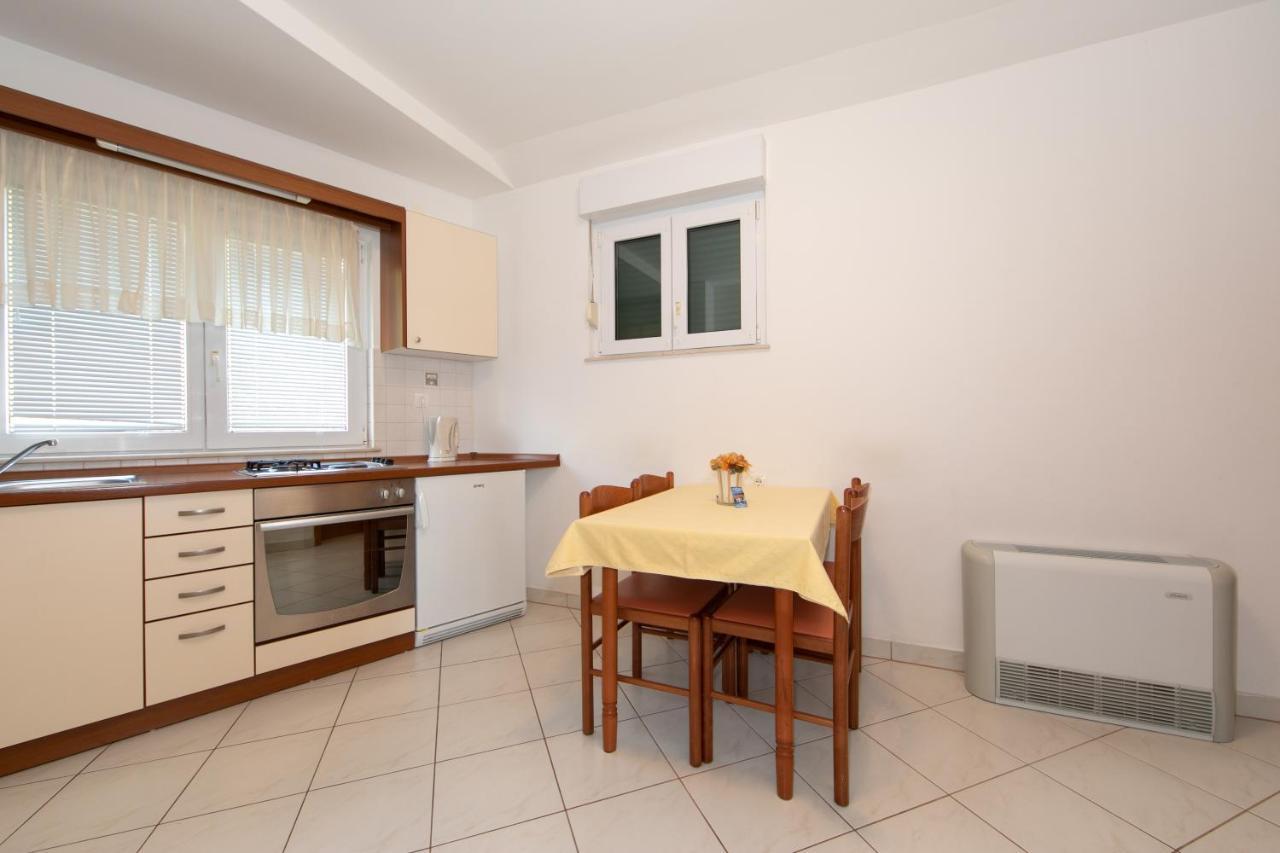 Apartmani Biser Тучепи Экстерьер фото